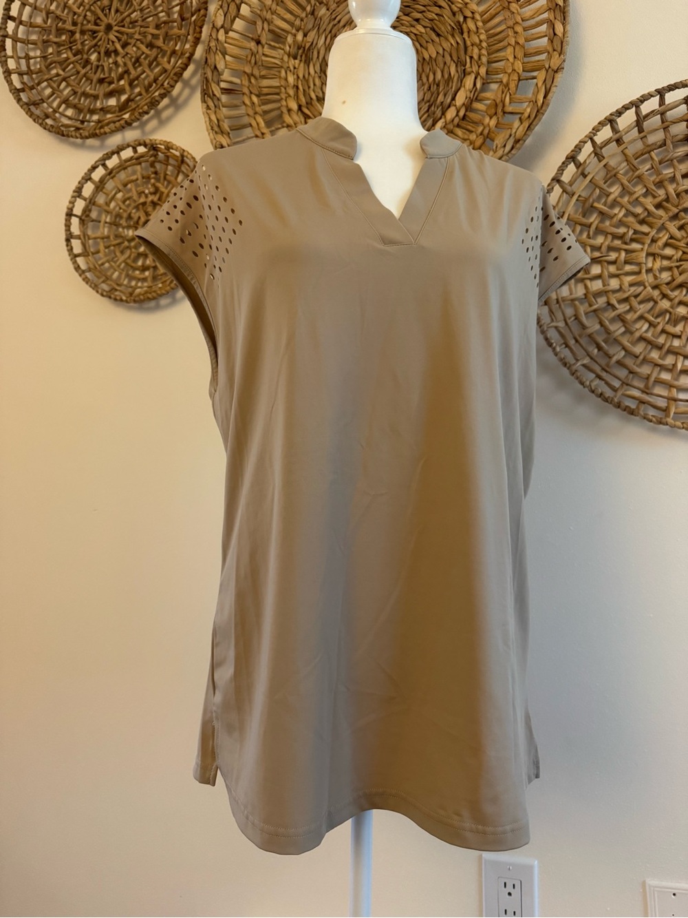 Women’s V-Neck Sleeveless Tunic Top - Taupe